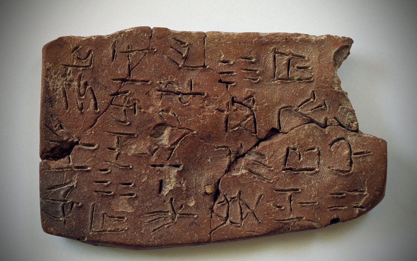 Without a Rosetta Stone, can linguists decipher Minoan script? | Aeon Essays