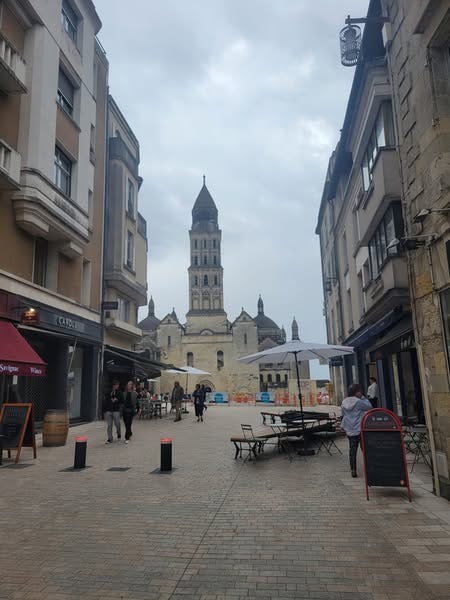 The "Cheers" Bookshop of Perigueux