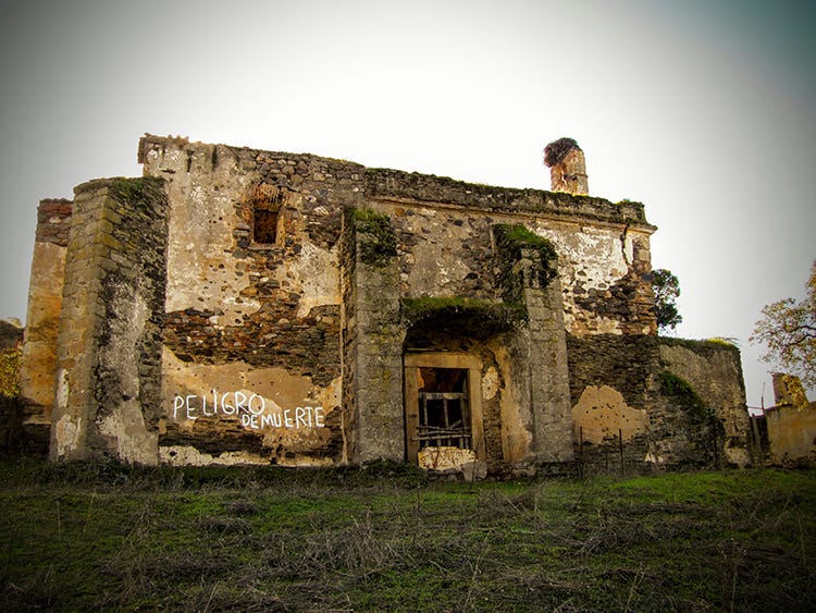 Convento San Isidro de Loriana Convento San Isidro de Loriana