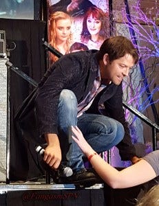 dallas_con_2015_phone_784_WM dallas_con_2015_phone_784_WM