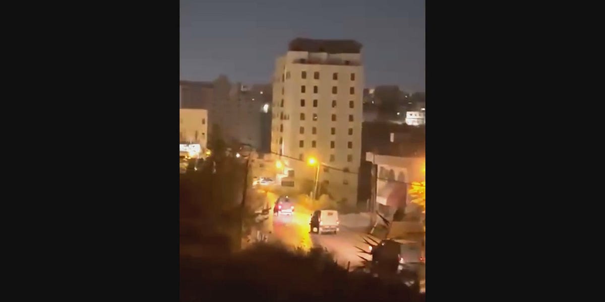 🚨 WEST BANK ALERTS — Israeli Occupation Forces Forcibly Displace Over 200 Palestinian Families Overnight from Deir Bahha Quarter