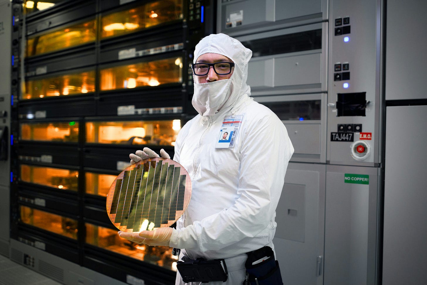 newsroom-intel-foundry-ifdc-8-scaled.jpg
