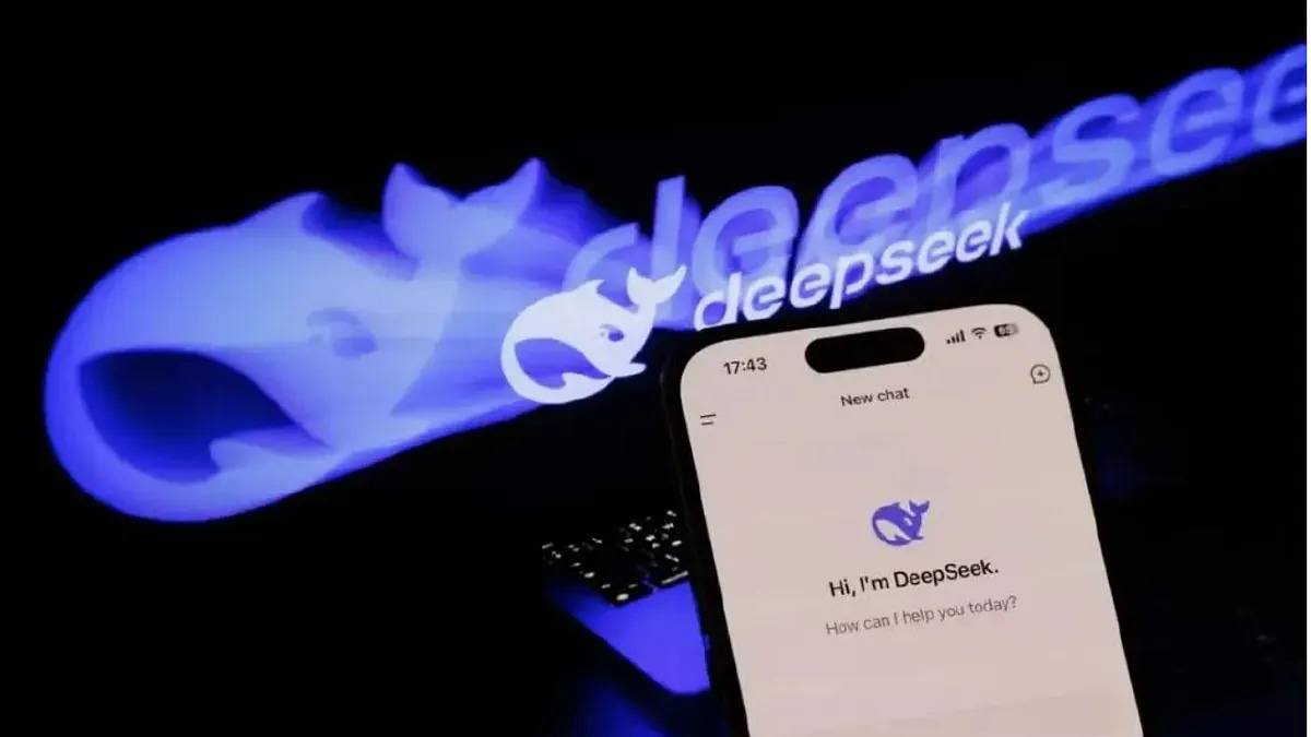 北京观察》DeepSeek挑战OpenAI？中美AI新一轮军备竞赛全面升级！