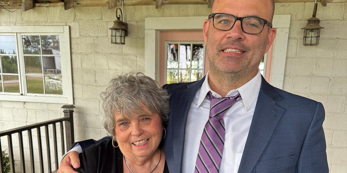 Leaving Memphis, Reflecting on Dads Funeral, fiftieth Birthday, Hanging with a Good friend