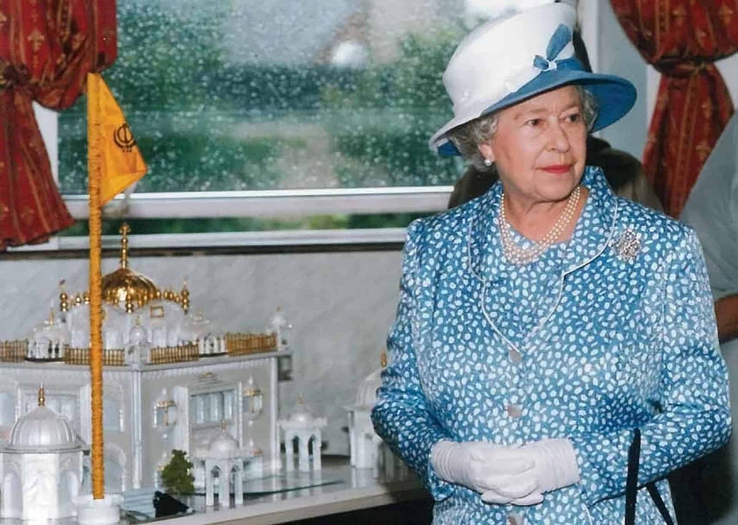The Queen and Sikhs in Britain