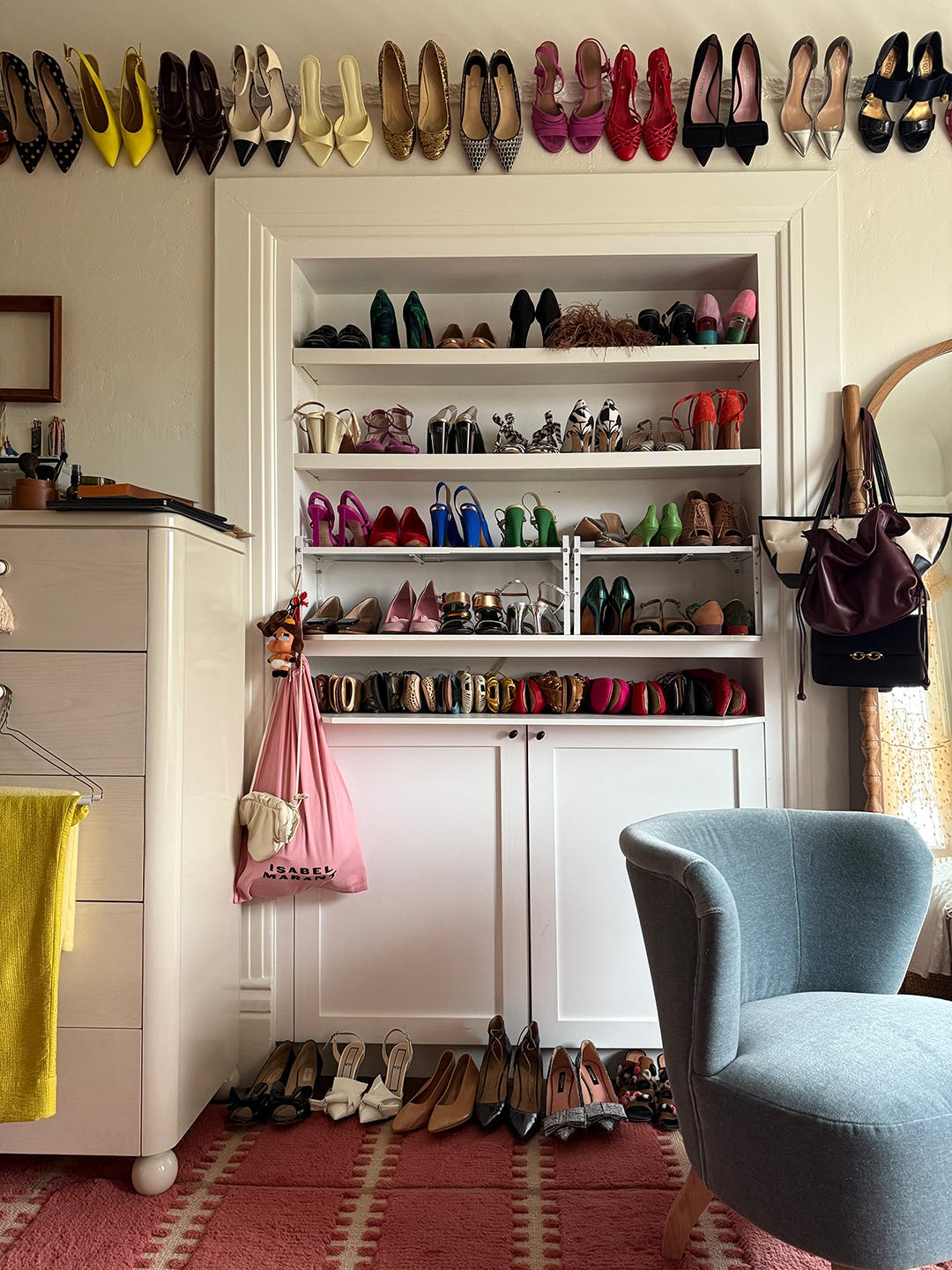 How a Fashion Influencer Keeps Her Closet Organized