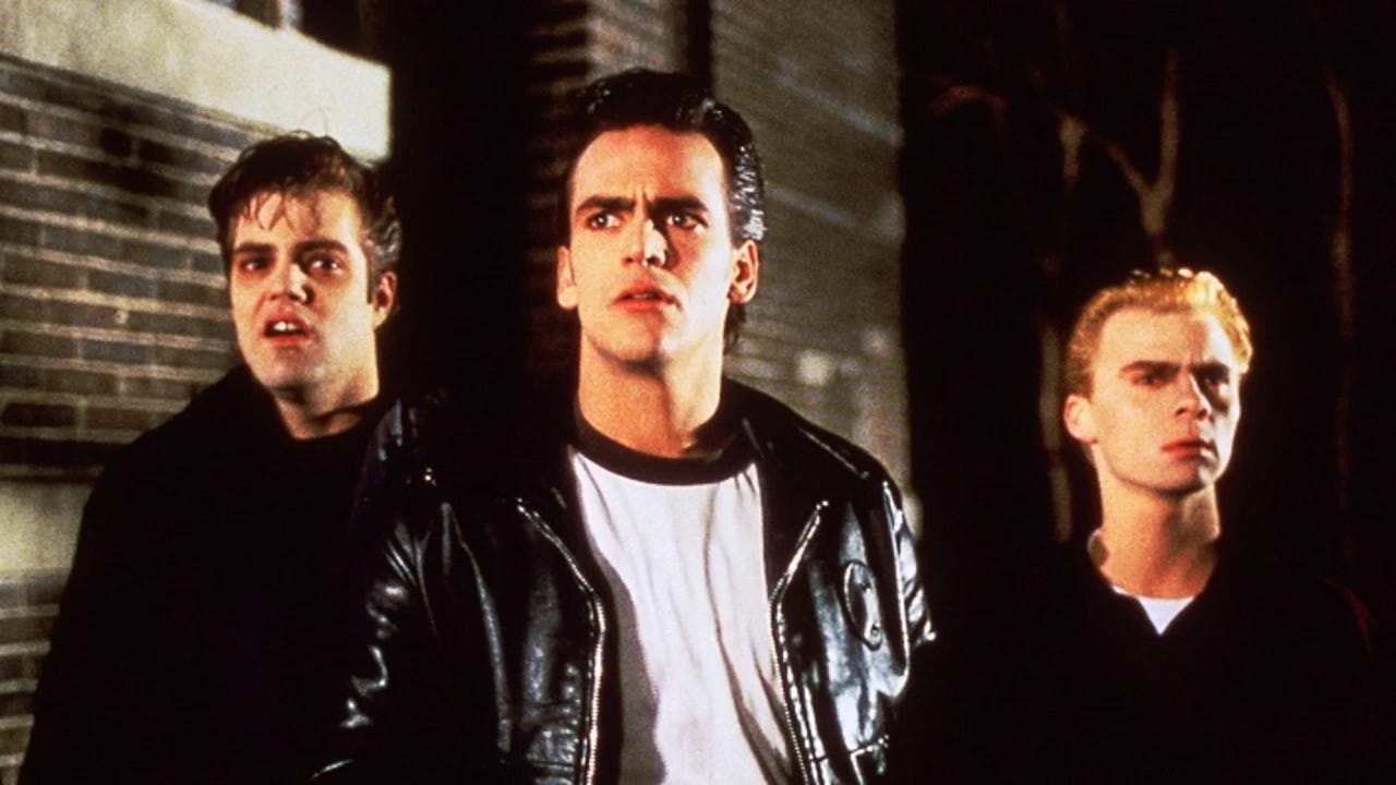 De drie kwelgeesten David North (Bentley Mitchum), Richard Lawson (Robert Rusler) en Vinnie Vincent (Nicholas Sadler) maken hun opwachting in Sometimes They Come Back (1991).