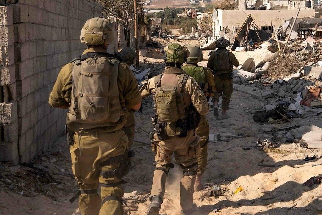 IDF carries out 'targeted' incursion into south Gaza as troops push deeper into Strip | The Times of Israel IDF carries out 'targeted' incursion into south Gaza as troops push deeper into Strip | The Times of Israel