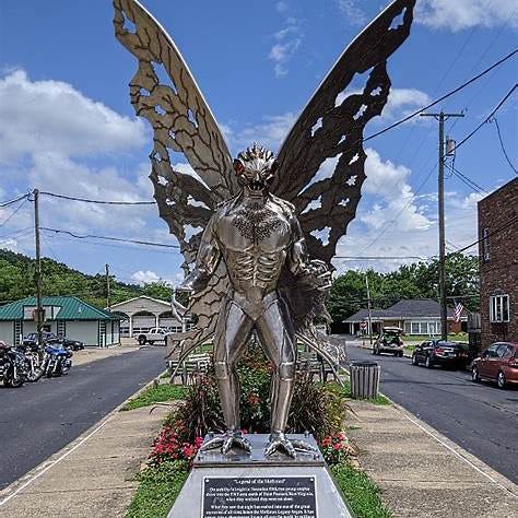 https://1.bp.blogspot.com/-_Wkm5LhZ2D8/XzquCrMFprI/AAAAAAAAZJo/f2qQJyYcRBIha2b8K8wmhH2c2ShAJEK_gCLcBGAsYHQ/s1600/moth_statue.png