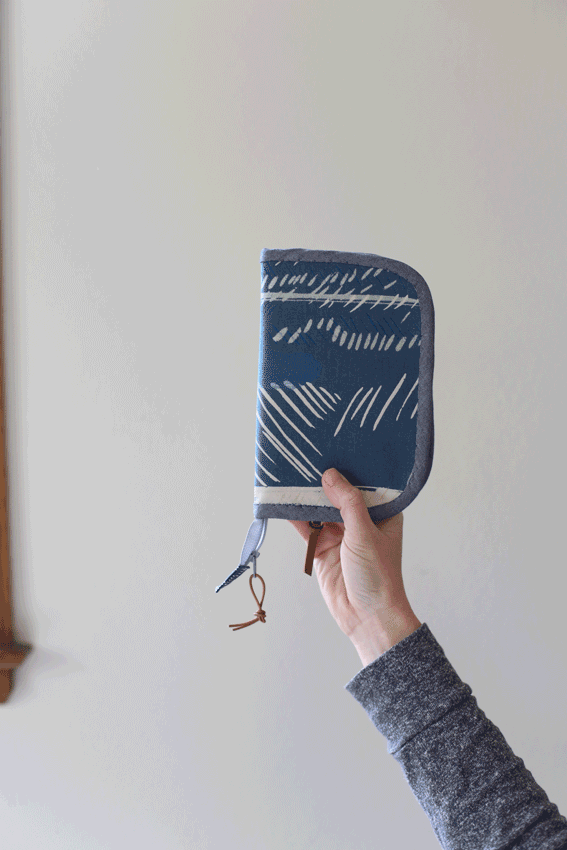 Zakka Style Zip Organizer for me! - Noodlehead Zakka Style Zip Organizer for me! - Noodlehead