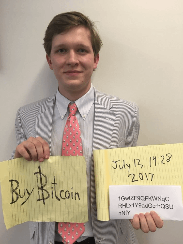 The "Buy Bitcoin" sign guy from 2017 actually received 7 BTC just from  donations. : r/CryptoCurrency