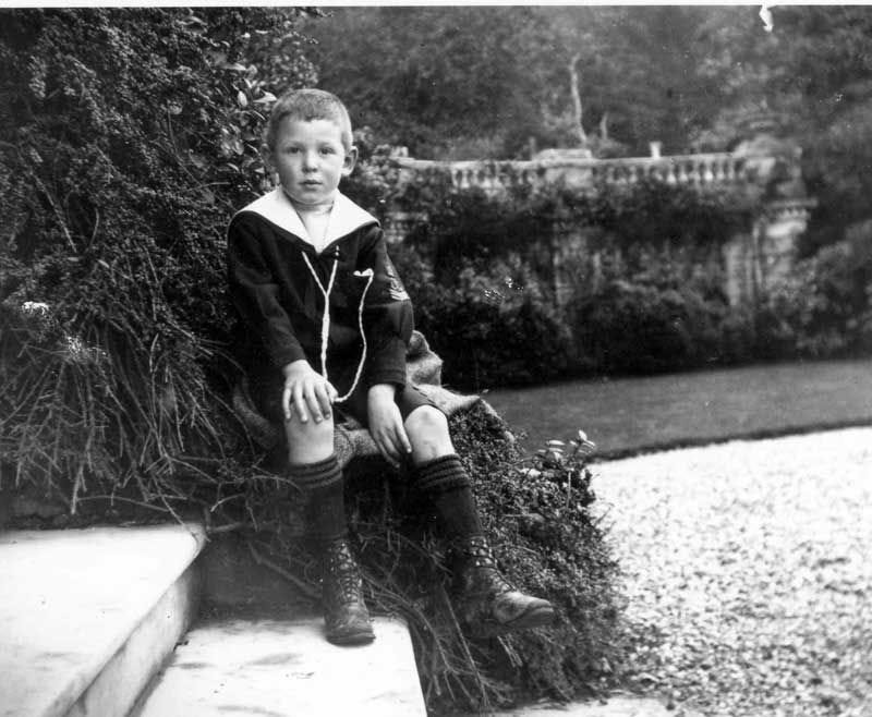 C.S. Lewis as a child | Cs lewis costume, Cs lewis photos, Cs lewis ...