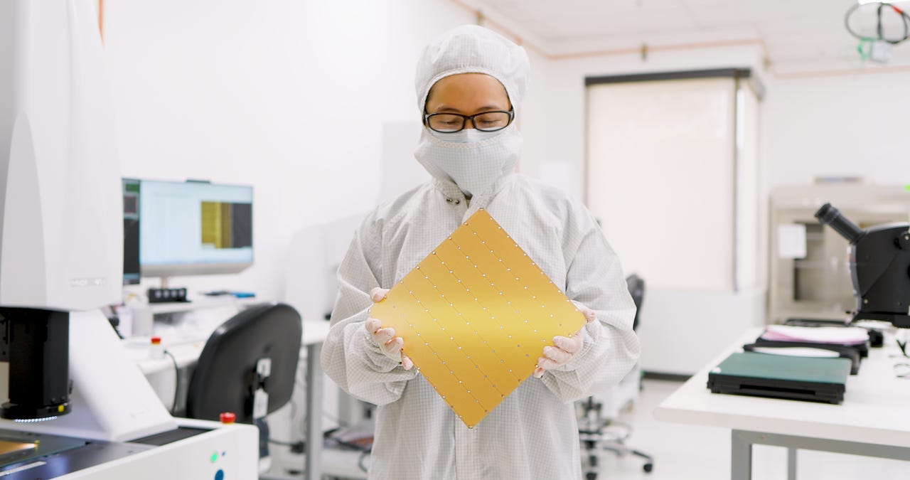 AI startup Cerebras unveils the WSE-3, the largest chip yet for generative  AI | ZDNET