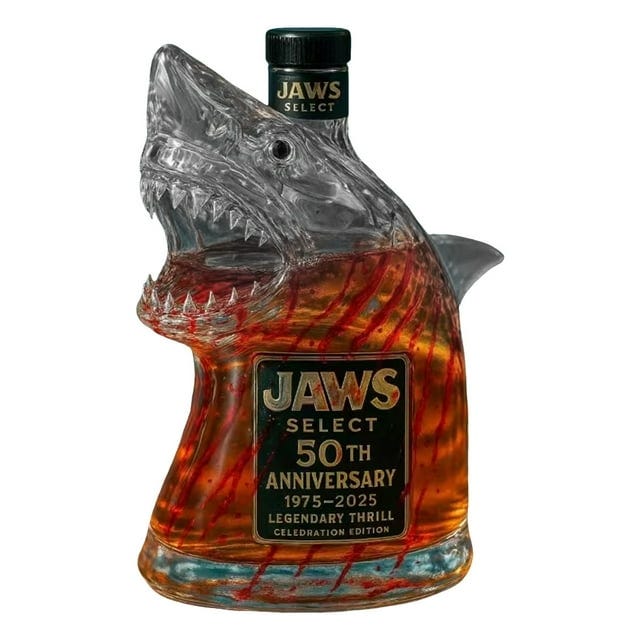 Jaws Shark 3D Engraved Bottle - Home Bar Decor , Unique Gift for Men (Dad/Husband/Boyfriend), Collector's Edition 320ml Glass Liquor Decanterï¼Black Print/Gold Textï¼