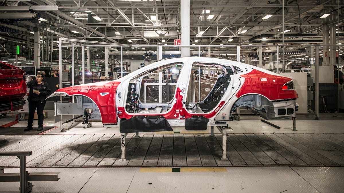 Tesla's Model 3 production targets are now in German hands - CNET Tesla's Model 3 production targets are now in German hands - CNET