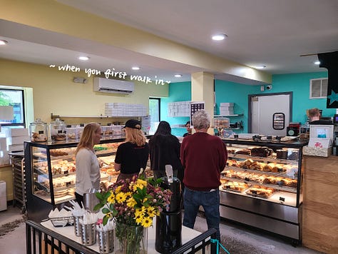 Villani's Bakery exterior & interior