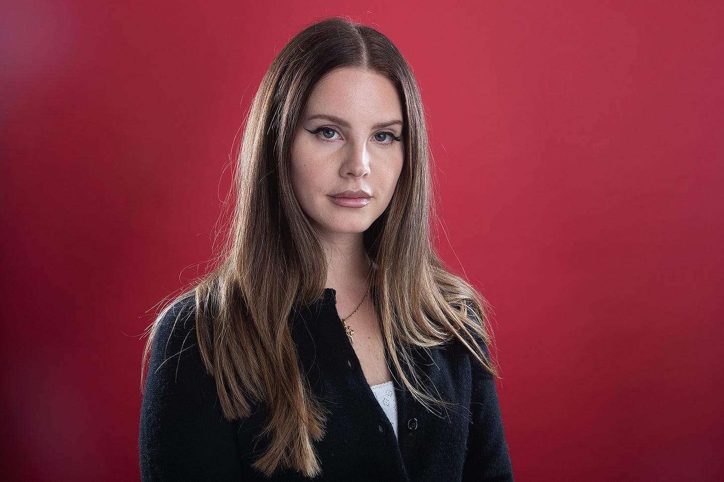 Hear Lana Del Rey's Spoken Word Poem 'L.A. Who Am I to Love You' – Rolling  Stone