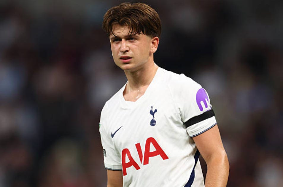 LONDON, ENGLAND - AUGUST 26: Mikey Moore of Tottenham Hotspur during the Carabao Cup Second Round match between Tottenham Hotspur and Charlton Athletic at Tottenham Hotspur Stadium on August 26, 2026 in London, England. (Photo by Marc Atkins/Getty Images) LONDON, ENGLAND - AUGUST 26: Mikey Moore of Tottenham Hotspur during the Carabao Cup Second Round match between Tottenham Hotspur and Charlton Athletic at Tottenham Hotspur Stadium on August 26, 2026 in London, England. (Photo by Marc Atkins/Getty Images)