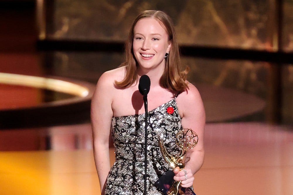 Hacks' Hannah Einbinder Wins Emmy for Supporting Actress in Comedy Hacks' Hannah Einbinder Wins Emmy for Supporting Actress in Comedy