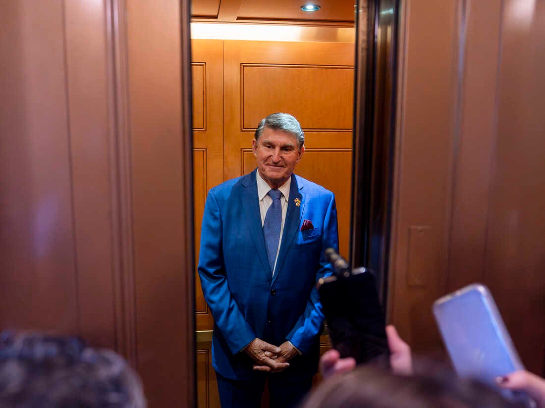 Sen. Joe Manchin of West Virginia will retire from Senate : NPR