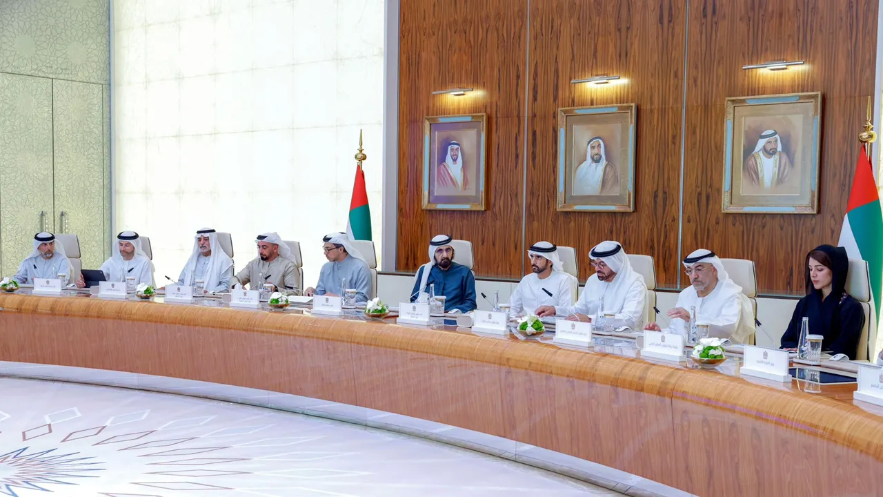 UAE Cabinet Launches AI Advisor System With 32 Specialised Agents