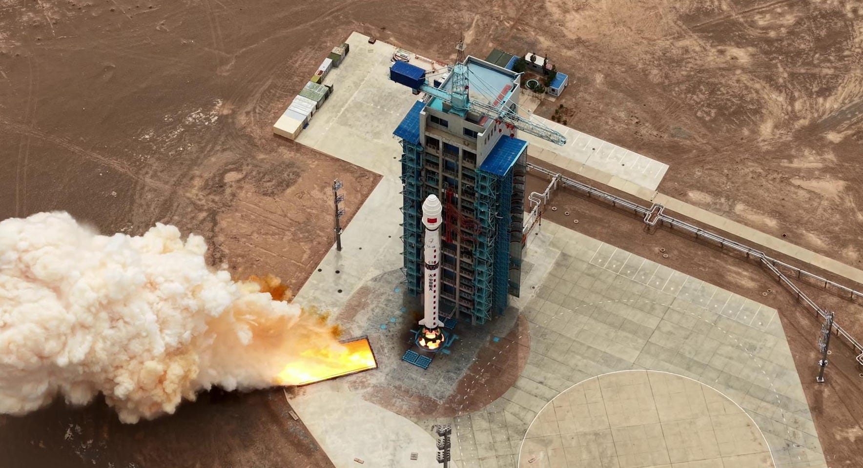 The Long March 4B Y62 vehicle lifting off from the Jiuquan Satellite Launch Center.