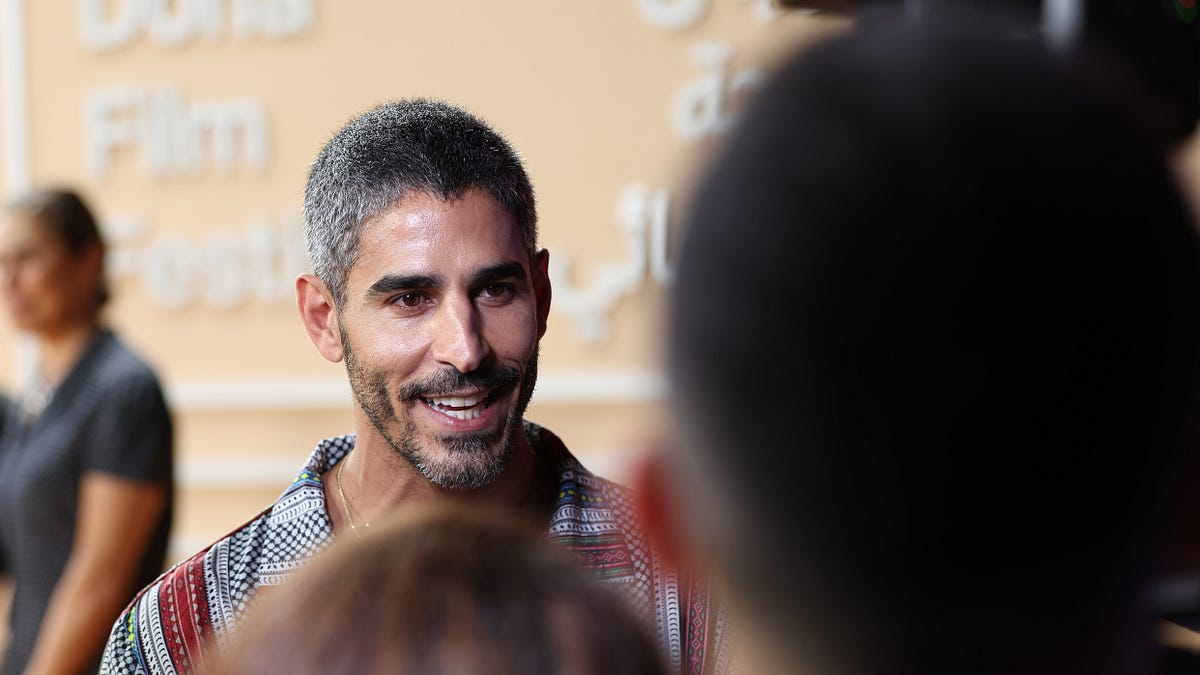 Prominent Journalist Ahmed Shihab-Eldin Has Been in Jail for Six Weeks in Kuwait, Faces Trial in Special Tribunal