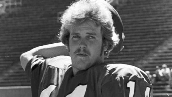 Former Indiana quarterback Tim Clifford, the 1979 Big Ten MVP, died Wednesday at age 65. Former Indiana quarterback Tim Clifford, the 1979 Big Ten MVP, died Wednesday at age 65.