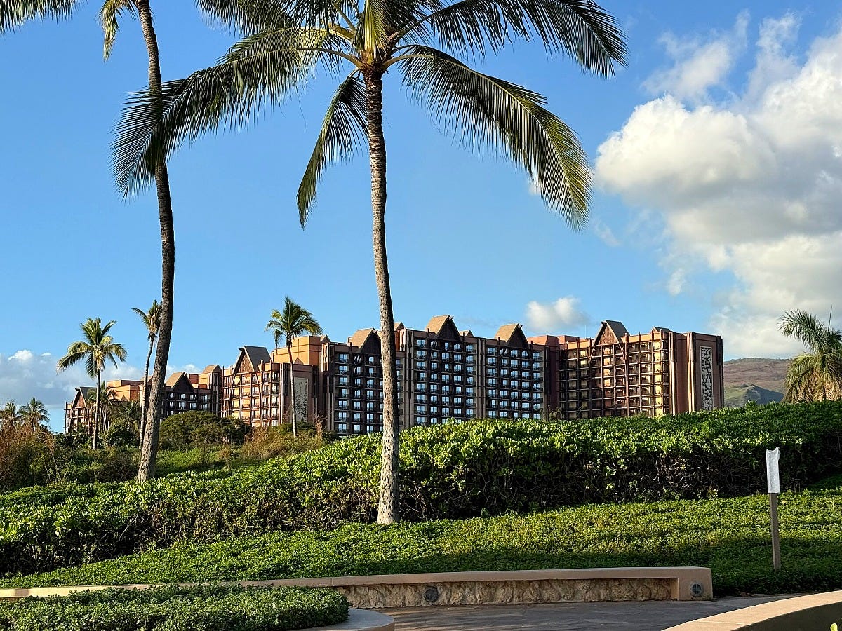 Aulani seen from the Ko Olina grounds. Image: Farragutful via Wikimedia Commons Aulani seen from the Ko Olina grounds. Image: Farragutful via Wikimedia Commons