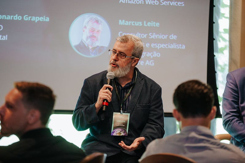 Impulsionando a digitalização: Desafios comuns para a transformação financeira