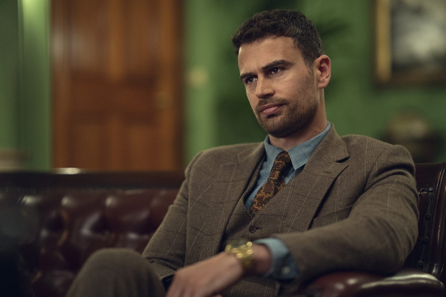 Theo James in The Gentlemen
