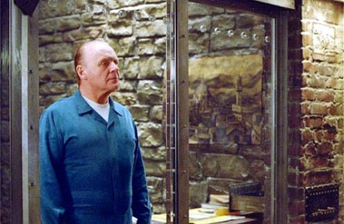 Return to Oscar inside