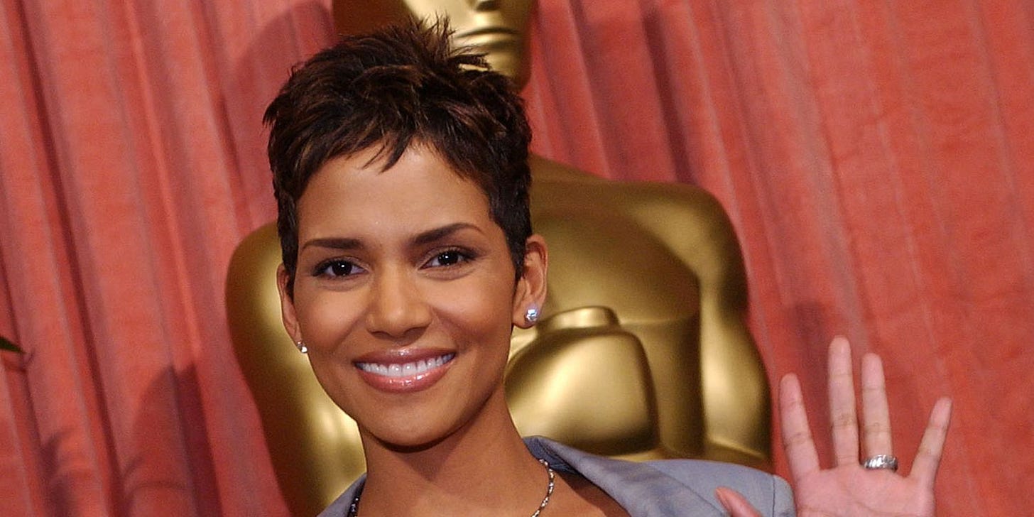 25 Halle Berry Short Hair Looks