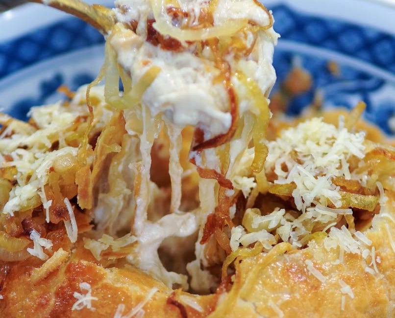 My 50th Episode of Wine & Dip: French Onion Puff Pastry Dip Bomb & Pinot Noir 