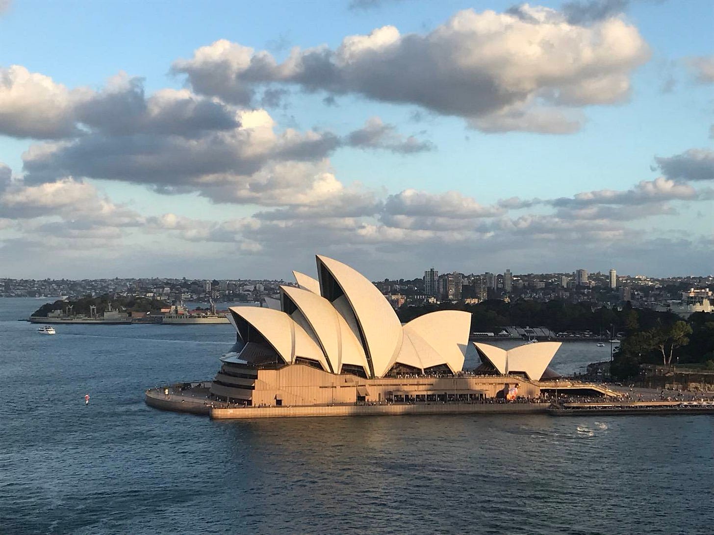 澳洲雪梨】探索雪梨歌劇院(Sydney Opera House)內部之旅!門票、導覽 ... 澳洲雪梨】探索雪梨歌劇院(Sydney Opera House)內部之旅!門票、導覽 ...