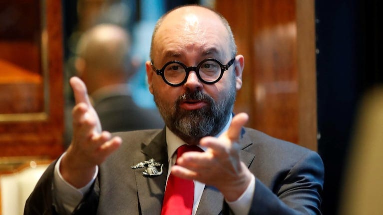 Carlos Ruiz Zafón durante una entrevista en Buenos Aires en 2017. (Foto. EFE/David Fernández).