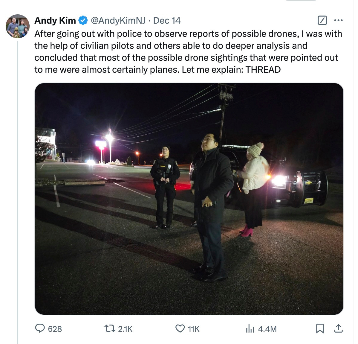 After going out with police to observe reports of possible drones, I was with the help of civilian pilots and others able to do deeper analysis and concluded that most of the possible drone sightings that were pointed out to me were almost certainly planes. Let me explain: THREAD