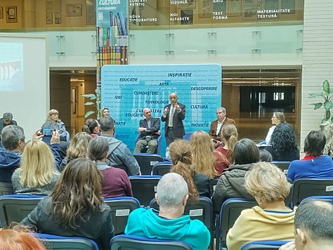 Fotografii de la evenimentul de prezentare a Tratatului de biblioteconomie
