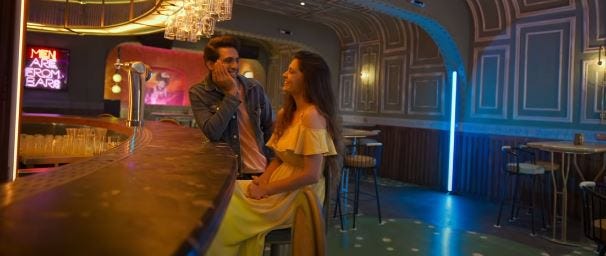 glitched unpaused on amamzon prme video