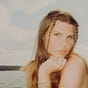 karoline creative's avatar