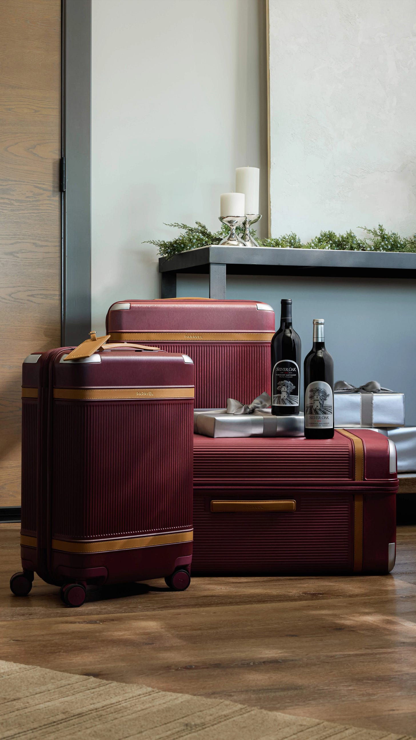 Silver Oak x Paravel | Introducing the Limited-Edition Holiday Suitcase Collection Silver Oak x Paravel | Introducing the Limited-Edition Holiday Suitcase Collection