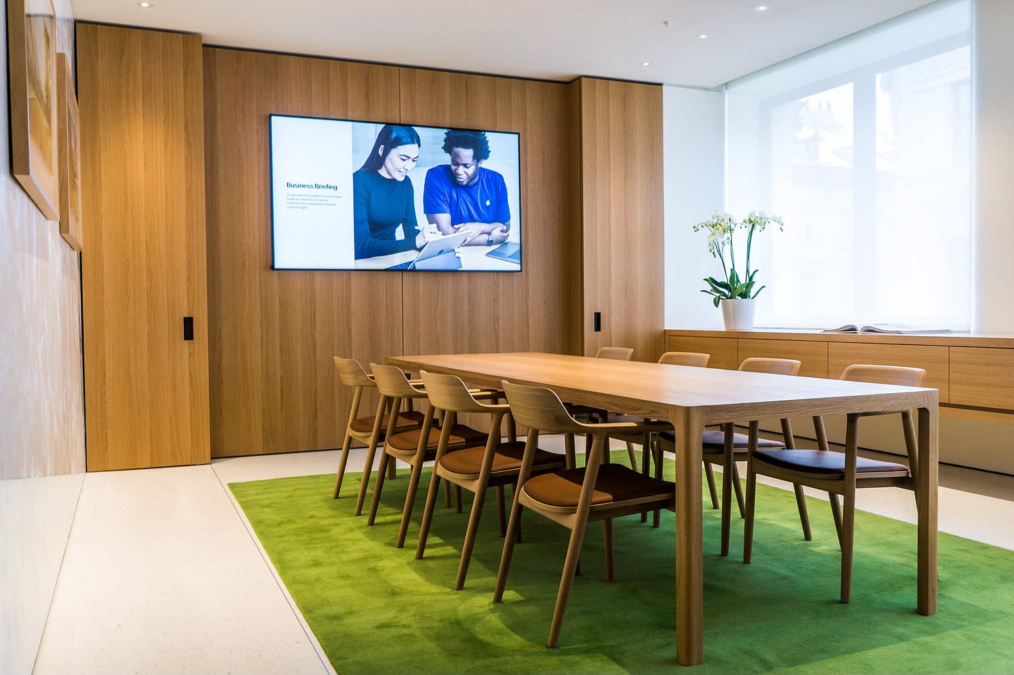 The Boardroom at Apple Kärntner Straße. The Boardroom at Apple Kärntner Straße.