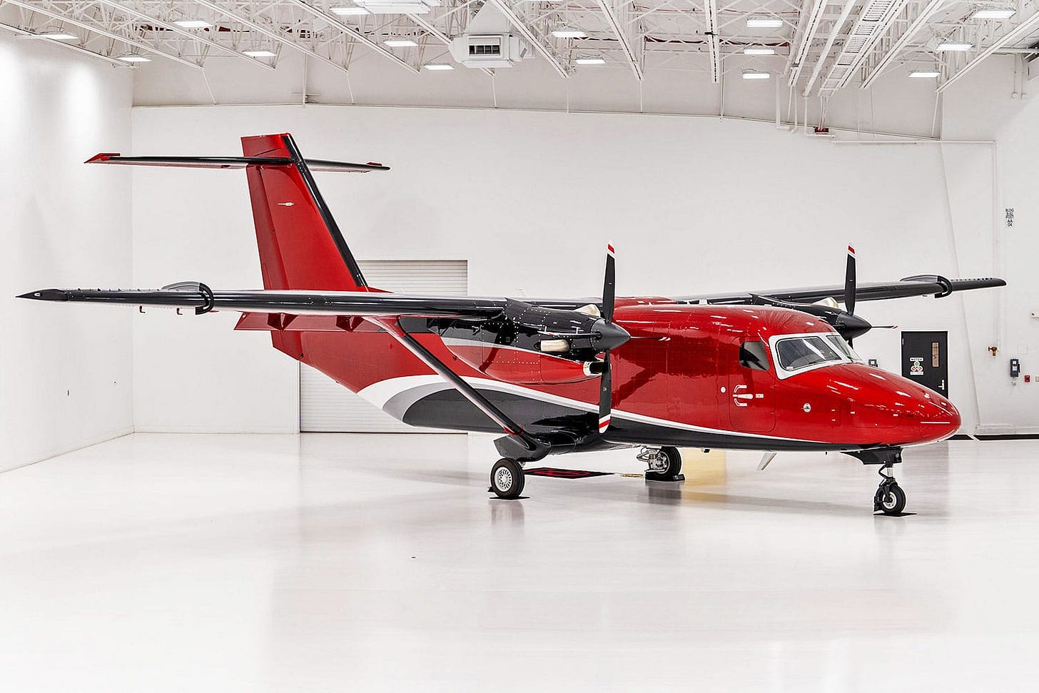 Textron Aviation Delivers Canada's First Cessna SkyCourier Cargo Aircraft Textron Aviation Delivers Canada's First Cessna SkyCourier Cargo Aircraft