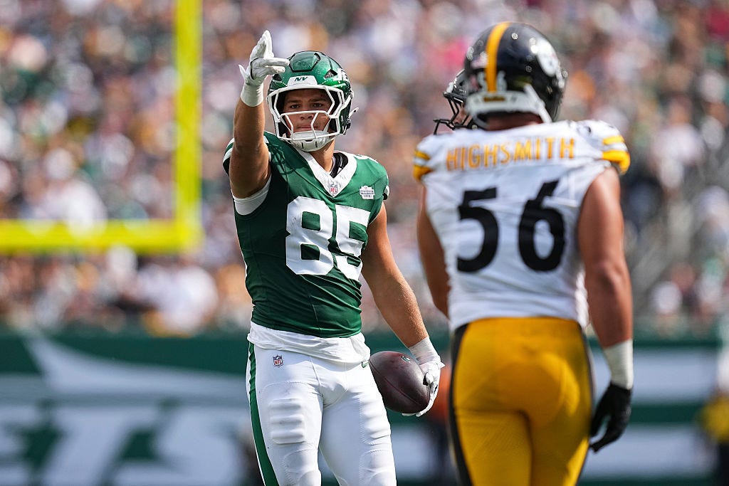 Top five fantasy football sleeper tight ends to start in NFL Week 5