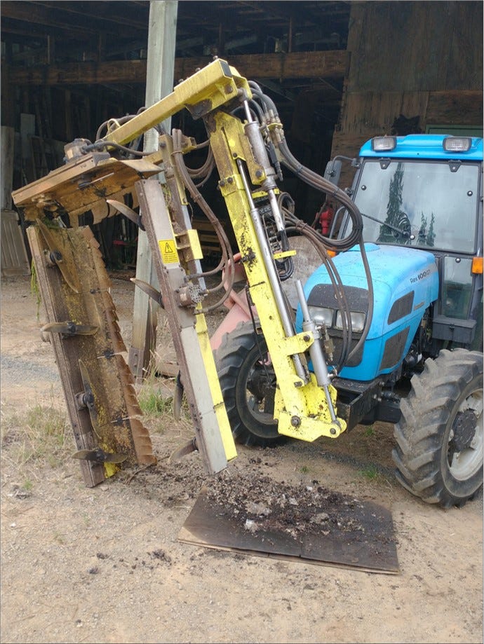 Failed hedger ready for diagnostics and repairs.