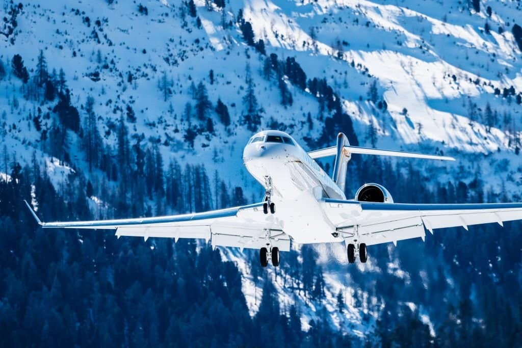 Jeff Bezos Private Jet, Bombardier Global Express