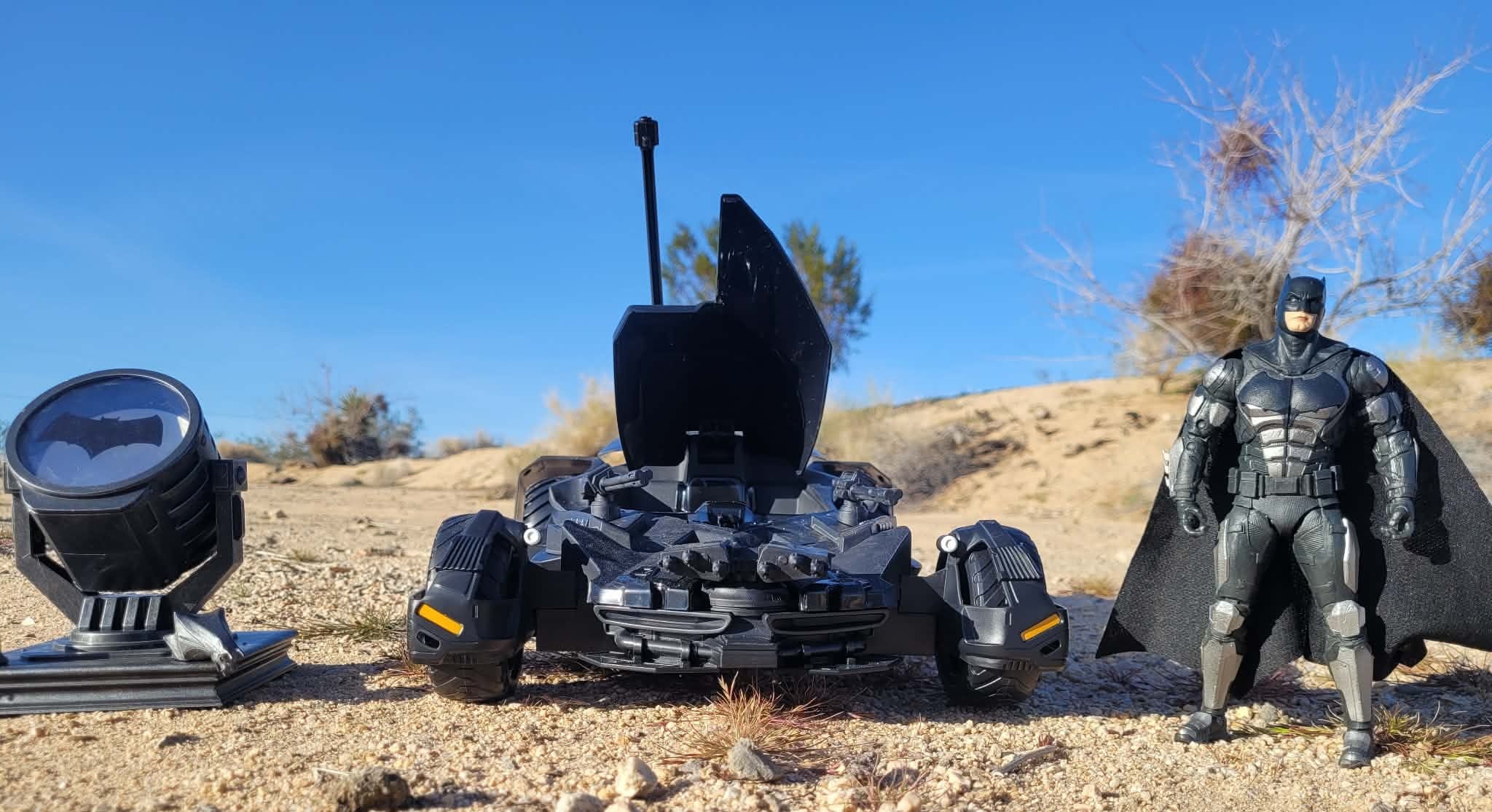 Toy Review: Snyderverse Batmobile(s) by McFarlane Toys