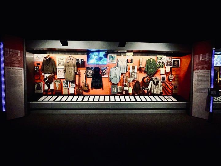 exhibit, display, memorialbilia