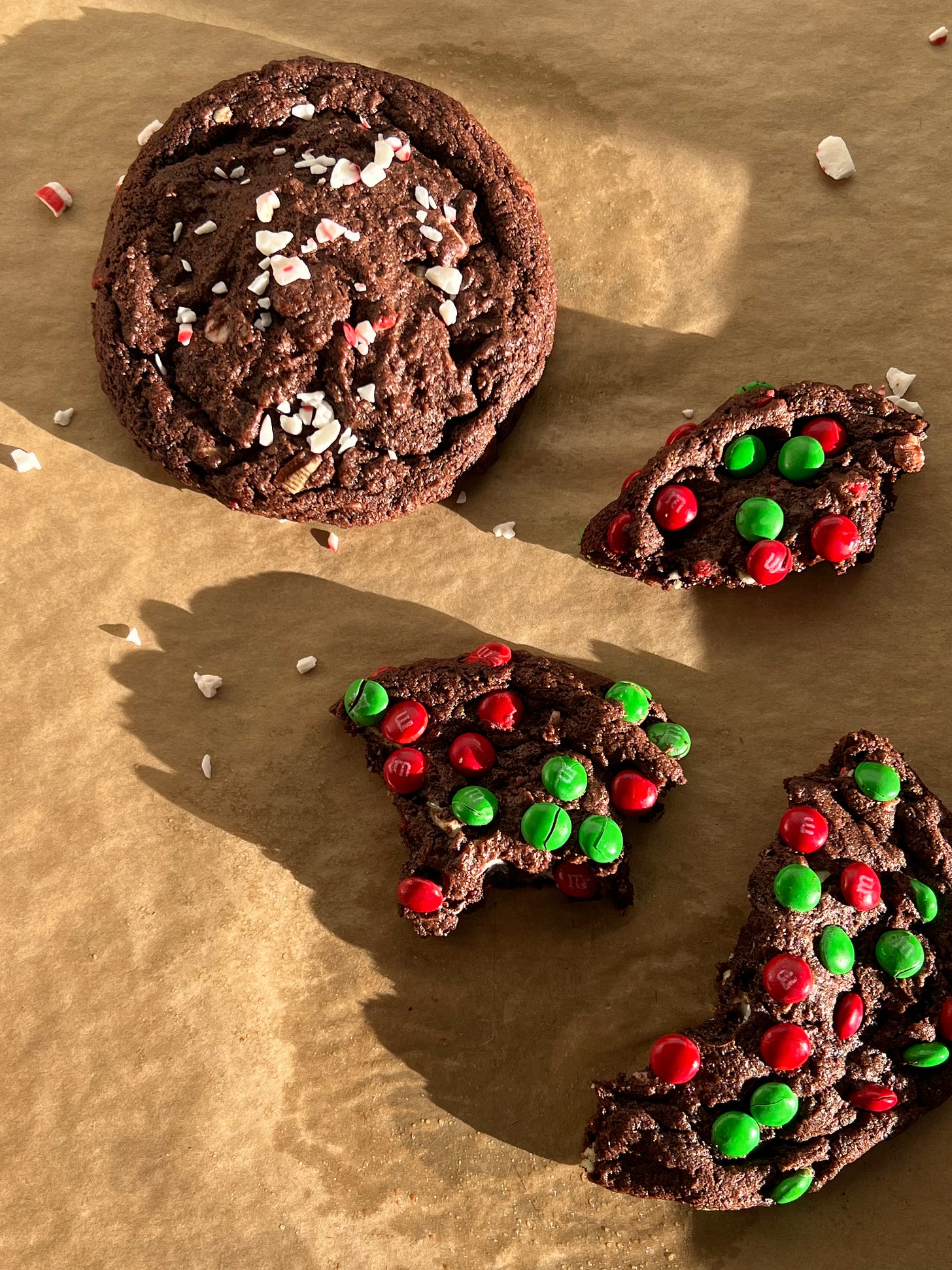 pepperminty chocolate cookies - by Kassie Mendieta