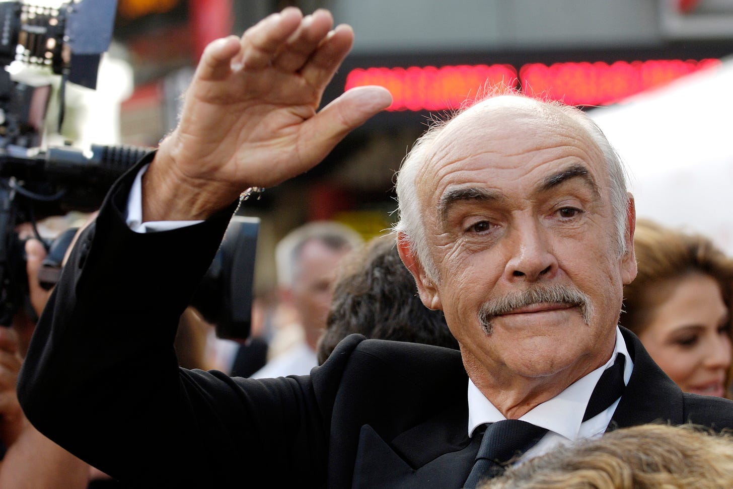 Sean Connery dead at 90: The Scotsman played James Bond and defined aging  coolness – The Virginian-Pilot